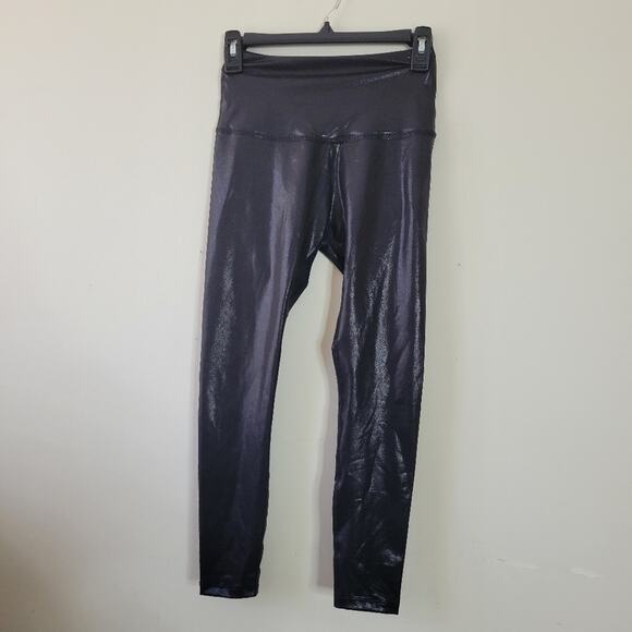 Beyond Yoga Liquid Shine Leggings Small - Picture 1 of 4